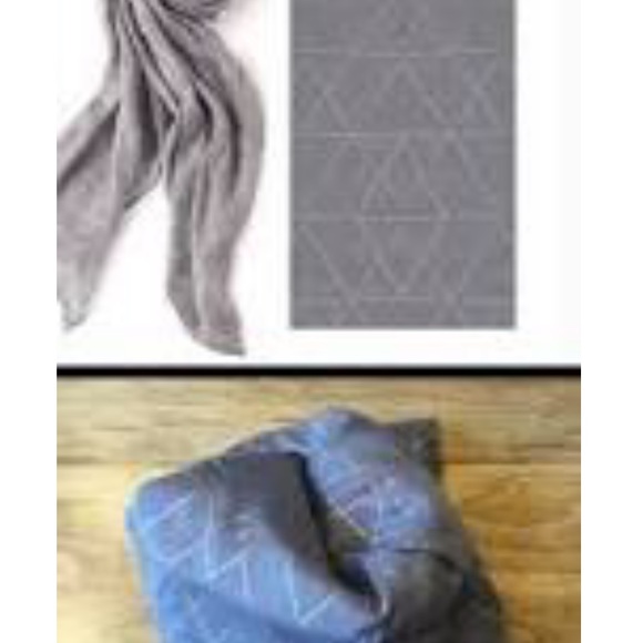 Stella & Dot Westwood scarf, metallic vegan clutch - Picture 3 of 8